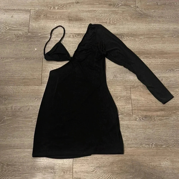 Pretty little thing NWT black textured slinky one shoulder bralette dress 12 - Picture 1 of 4